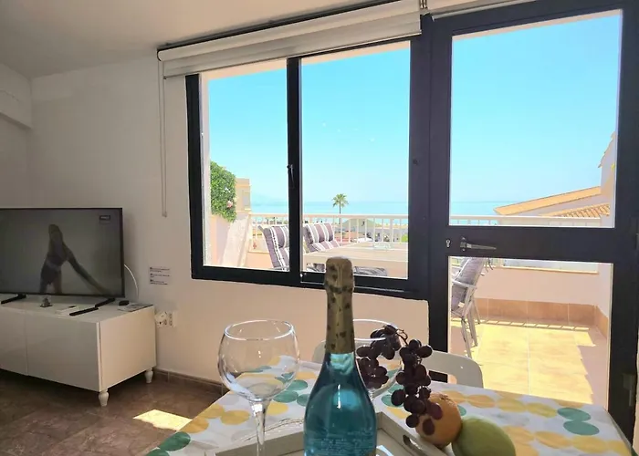 Lidia 2 Front Line Beach, One Bed Torremolinos